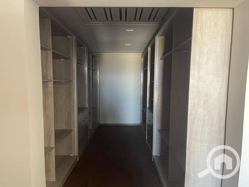 7 2e1b70eb-cc75-45aa-8618-b3877de834d2. jpg