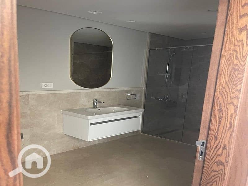 9 19ac02ab-70d3-4848-a4fe-7963dafd180a. jpg