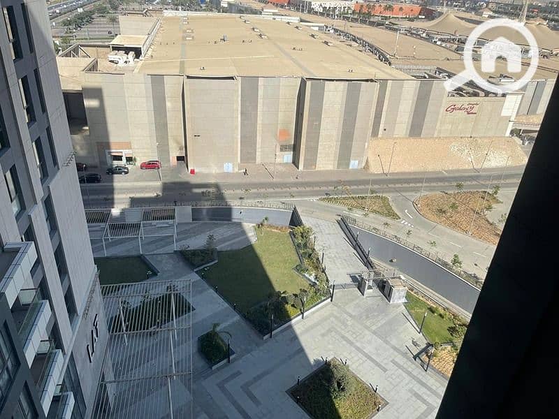 11 c697a1ac-36ed-4f4a-805c-84ee5c18c690. jpg