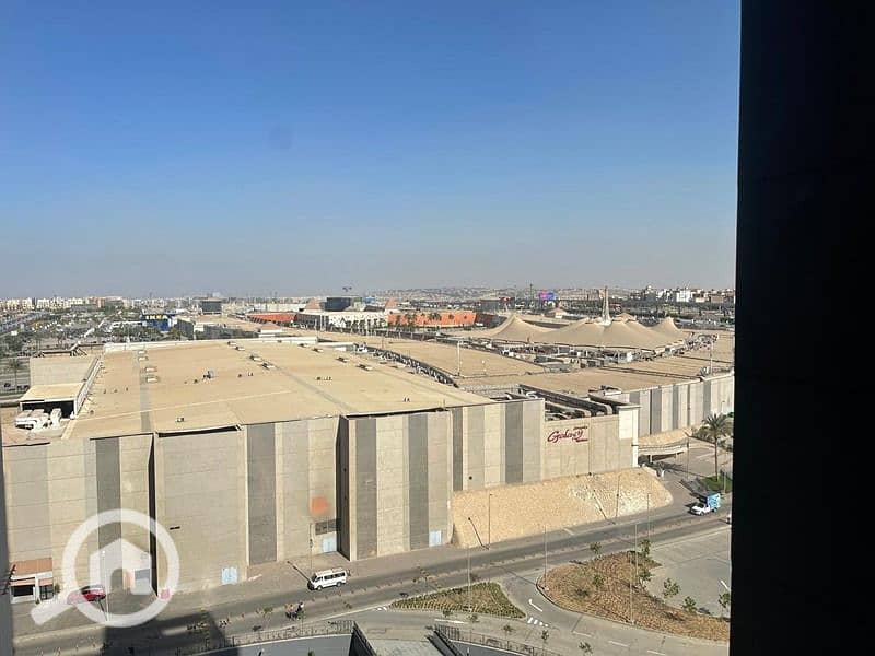 12 26985cfb-8671-4892-be82-c258db70cba9. jpg