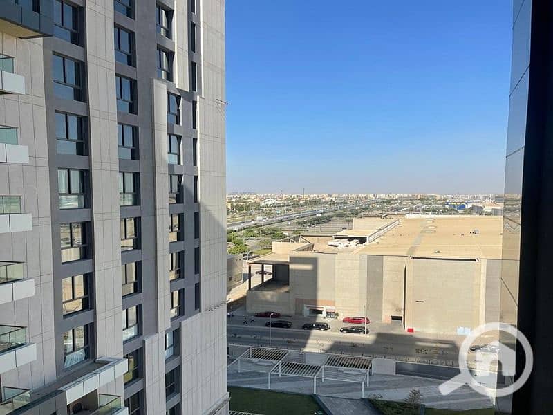 13 4527b209-059d-4aab-a698-6d82b3fcdd8f. jpg