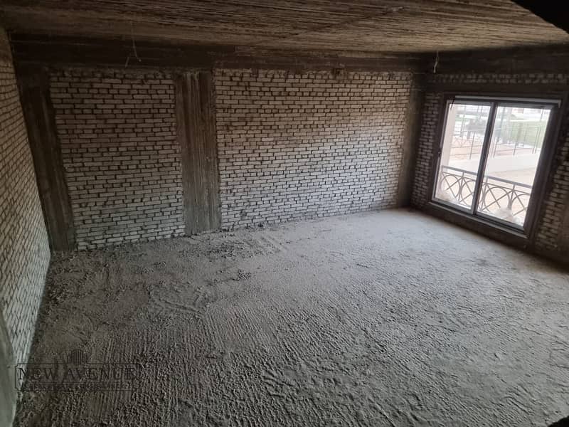 10 WhatsApp Image 2025-12-08 at 12.59. 51 PM. jpeg