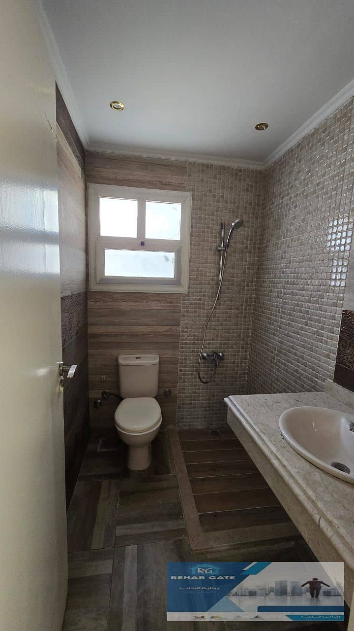 7 8e610a79-eafe-4869-930d-4a21d02716b7. jpeg