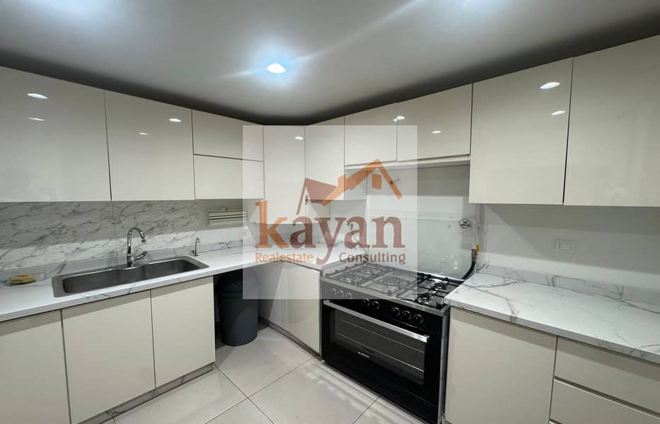 7 302d533f-2bfc-4c54-aee4-bb5d7c0306b7. jpg