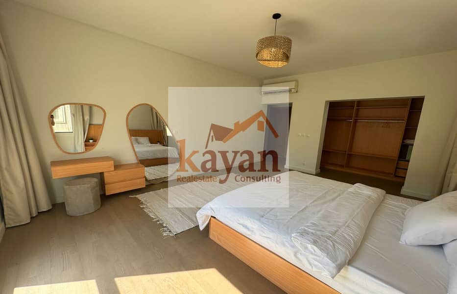 9 f661bc29-e450-49b1-b7a1-85b75b345aff. jpg