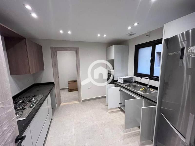 4 491765036_1355788875705625_4293517823546260737_n. jpg