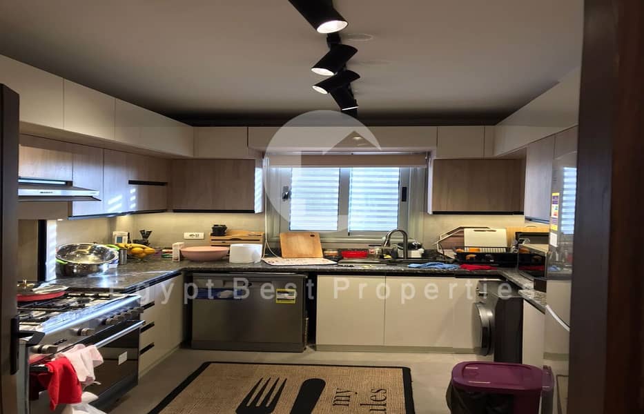 7 WhatsApp Image 2025-12-07 at 16.49. 06_d8a8f510. jpg