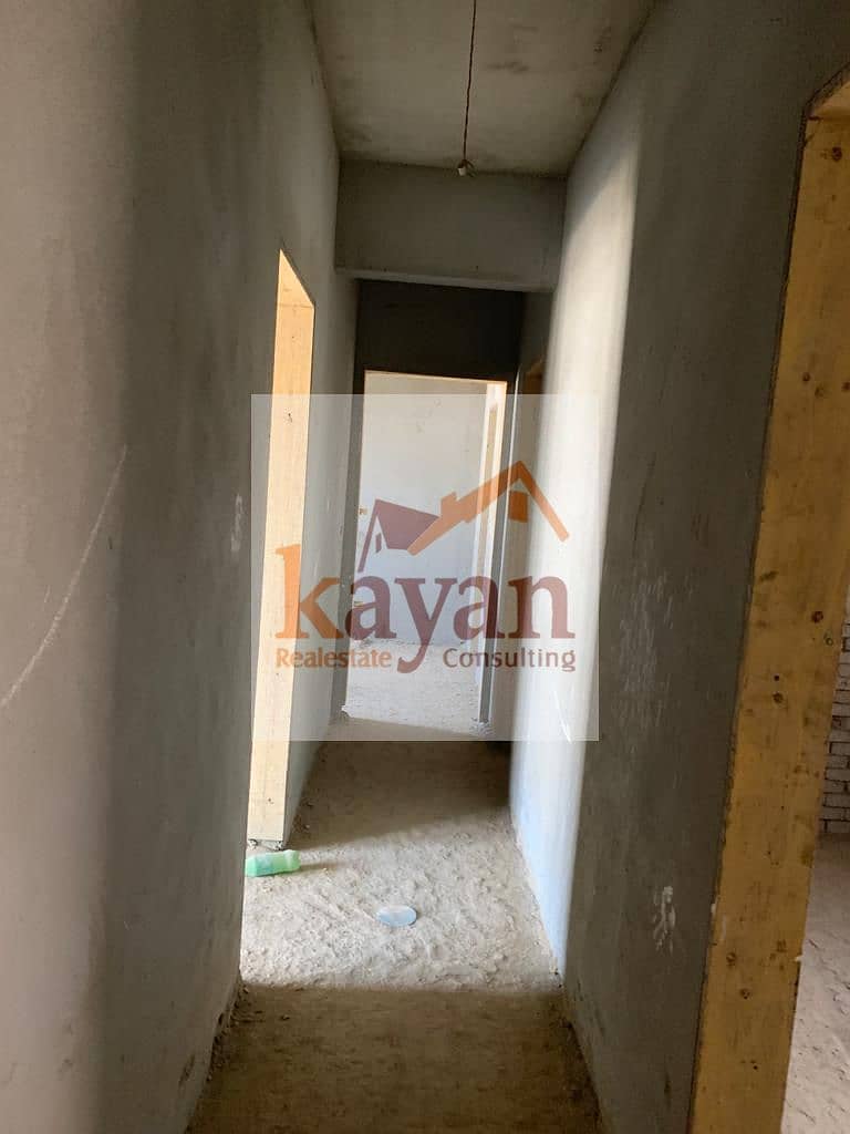 12 dfcf3209-f010-45b5-aa41-29c4d1dbfb97. jpg