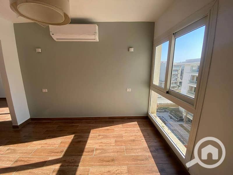 5 594130201_1855951015293351_8988043108921838819_n. jpg