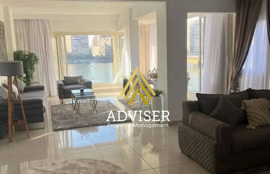 4 8258992-9d920o. jpg