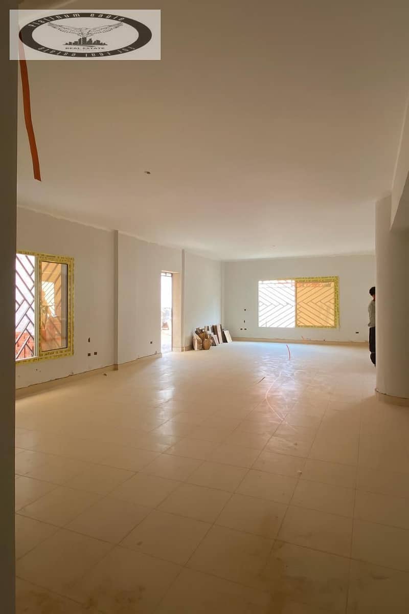 2 49ae4386-f959-4ba4-905c-3422193c10e0. jpg