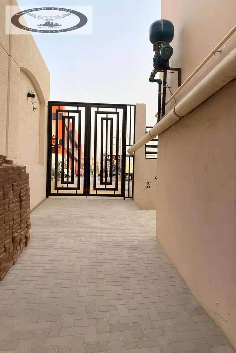 3 6394e624-92ca-4de7-9ef6-fdb789988af8. jpg