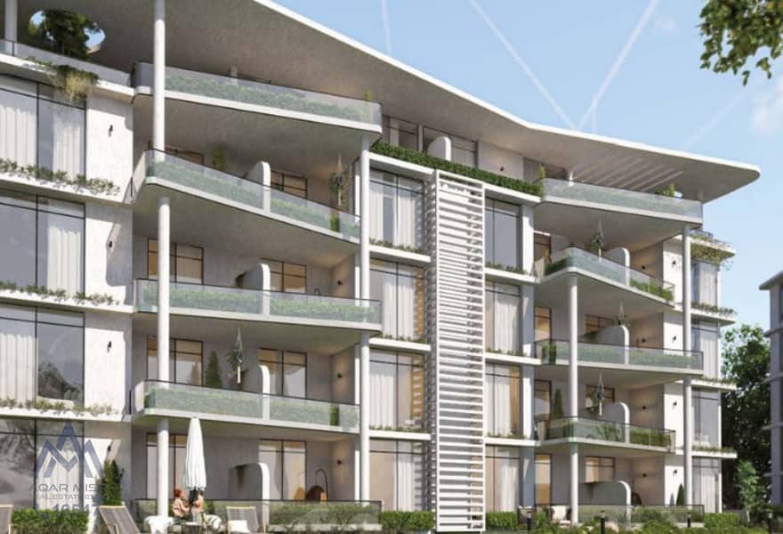 5 7ffab316-ed20-46a0-a33d-47e3f9b8910d. jpg