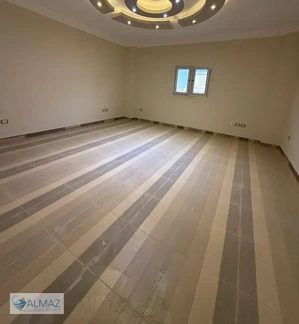 5 WhatsApp Image 2025-12-08 at 12.52. 06 PM (1). jpeg