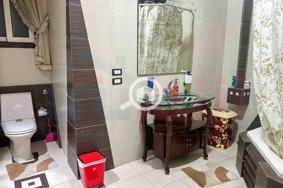 6 WhatsApp Image 2025-12-06 at 3.19. 25 PM (1). jpg