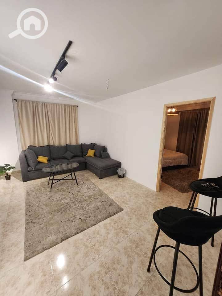 8 594440694_2999947153524924_8796339257152454624_n. jpg