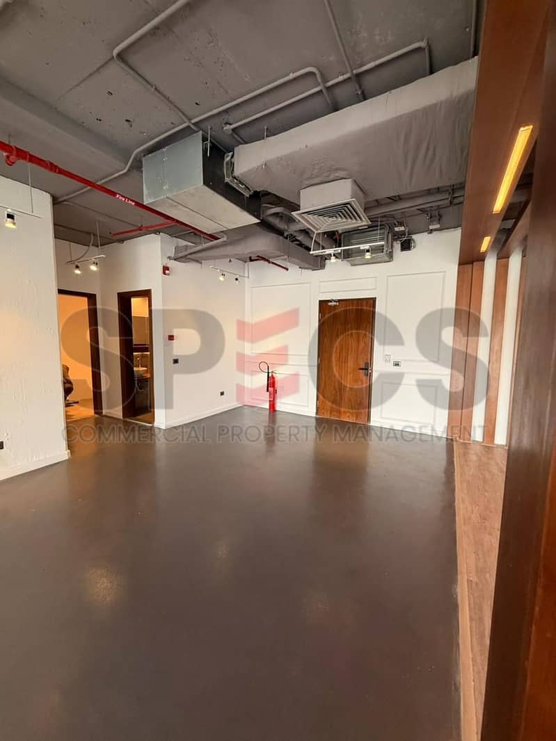 2 photo_5945258426395379714_y. jpg