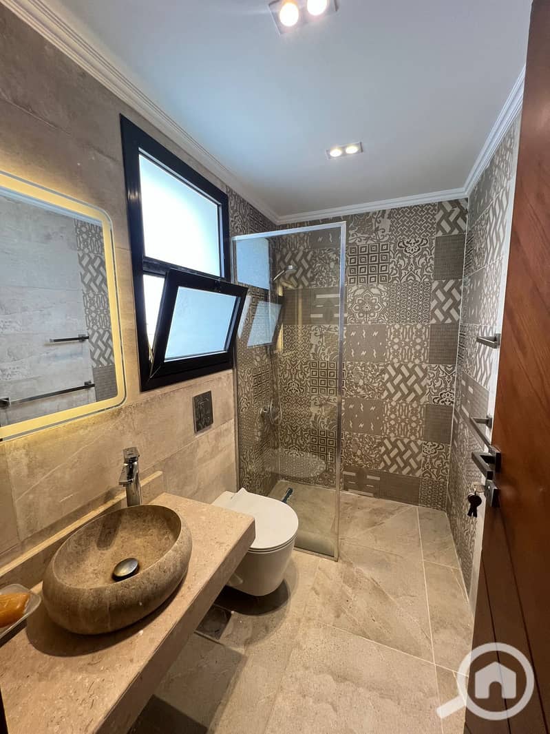 6 IMG-20251204-WA0290. jpg