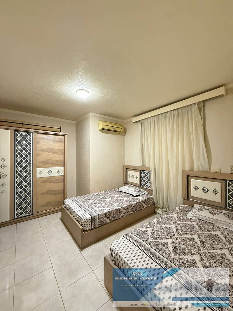 7 8f5ab157-5471-4959-8bc1-b9539480b534. jpeg