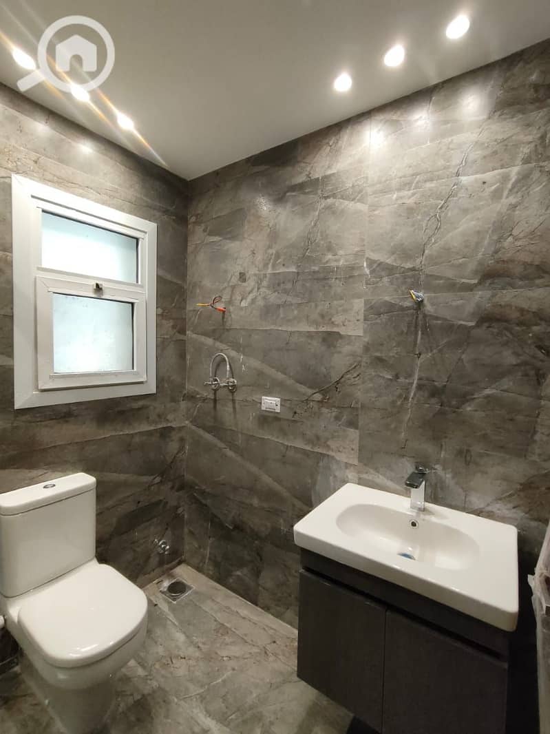 4 IMG-20251204-WA0077. jpg