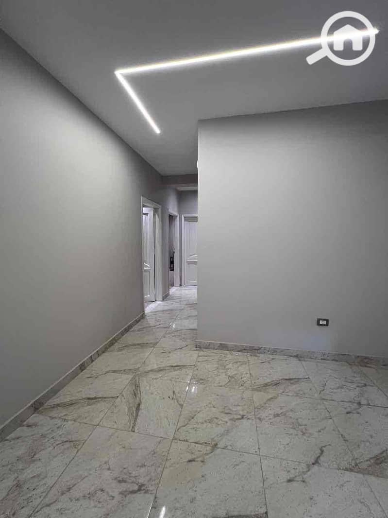 10 4f264de3-f375-4b3c-b98c-be07472bf772. jpg