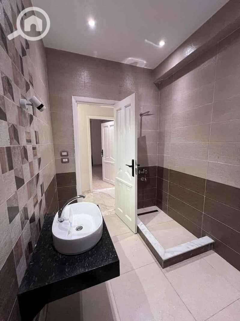 13 2efc9840-d28a-4826-91b6-96881176f274. jpg