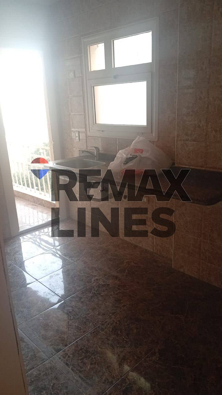 4 WhatsApp Image 2025-12-08 at 09.53. 17 (1). jpeg