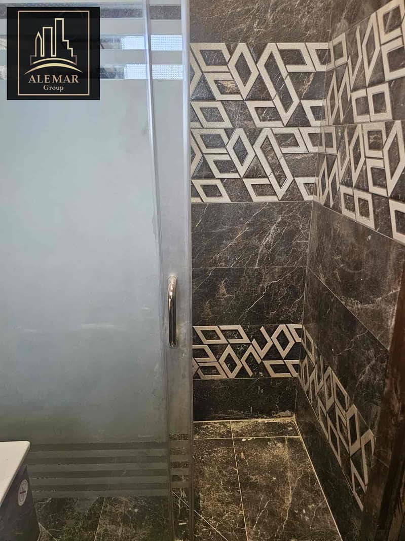 10 06abaac9-9d0a-4999-b47c-ed58debfe9de. jpg