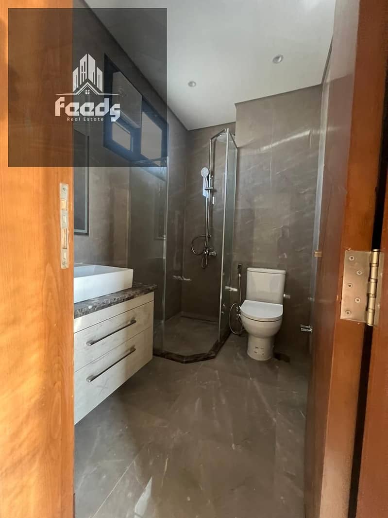 3 WhatsApp Image 2025-12-08 at 1.25. 27 PM (2). jpeg