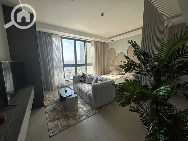 6 d563a288-ff3c-4a0d-9d3f-bd66ebf7241a. jpeg