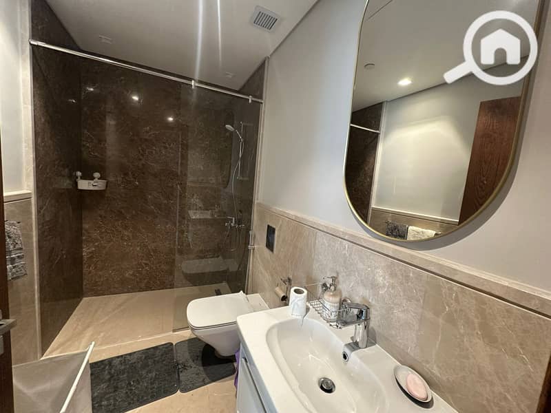 10 2cb125b7-4206-4286-857f-4e17239b9e6f. jpeg