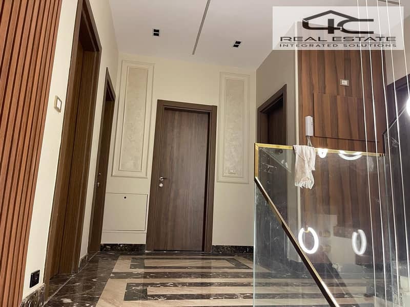 19 WhatsApp Image 2025-12-08 at 00.08. 57. jpeg