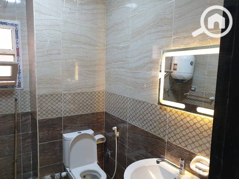 7 WhatsApp Image 2025-12-07 at 3.40. 53 PM (5). jpeg