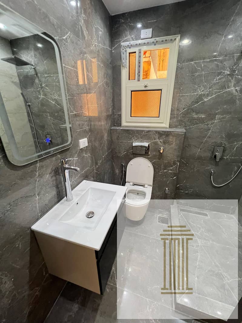 6 WhatsApp Image 2025-12-07 at 12.39. 20 PM (4). jpeg