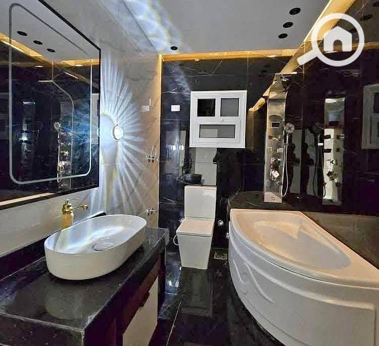 7 596289597_26142353512019151_8655141630396433052_n. jpg