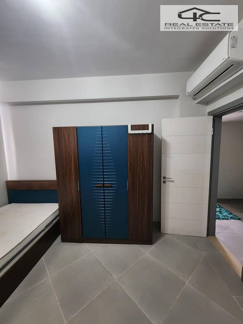 5 WhatsApp Image 2025-12-08 at 12.20. 02 PM (1). jpeg