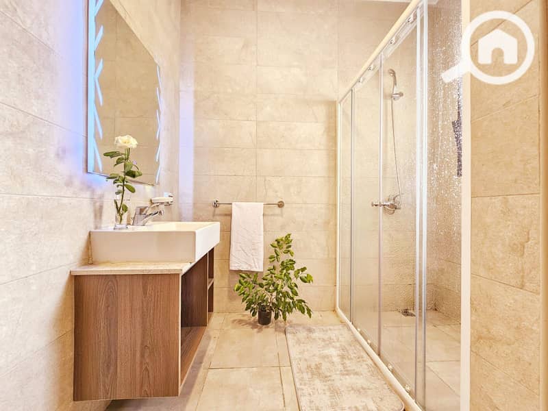 13 WhatsApp Image 2025-12-07 at 10.16. 13 PM (1). jpeg