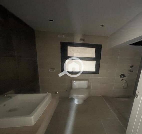 8 WhatsApp Image 2024-09-24 at 14.50. 18_1a036a54. jpg