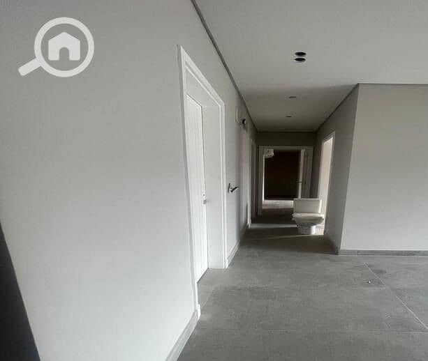 12 WhatsApp Image 2024-09-24 at 14.50. 19_8c2f56bd. jpg