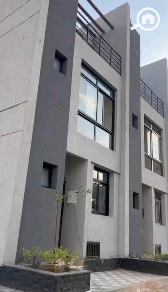 12 WhatsApp Image 2025-12-04 at 14.44. 33. jpeg