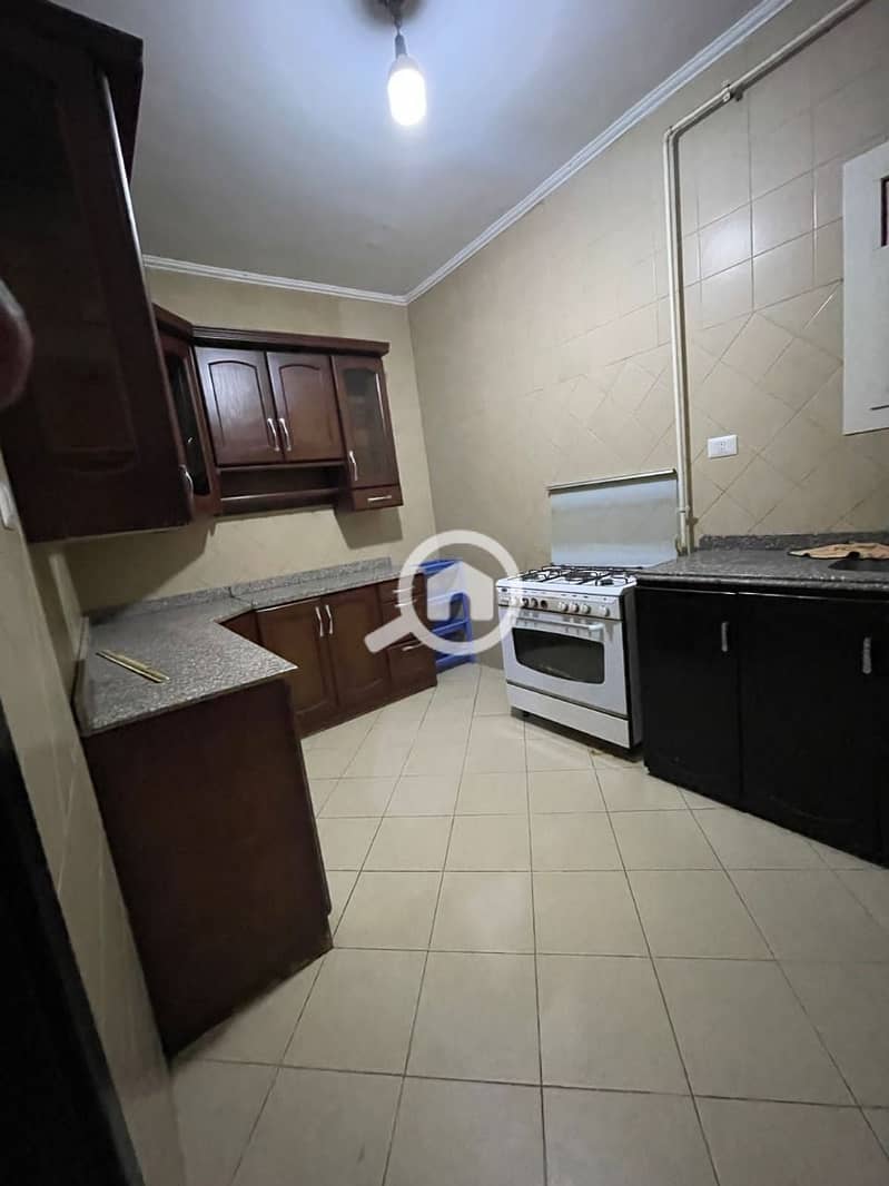 3 WhatsApp Image 2025-12-08 at 12.47. 35_a0db3077. jpg