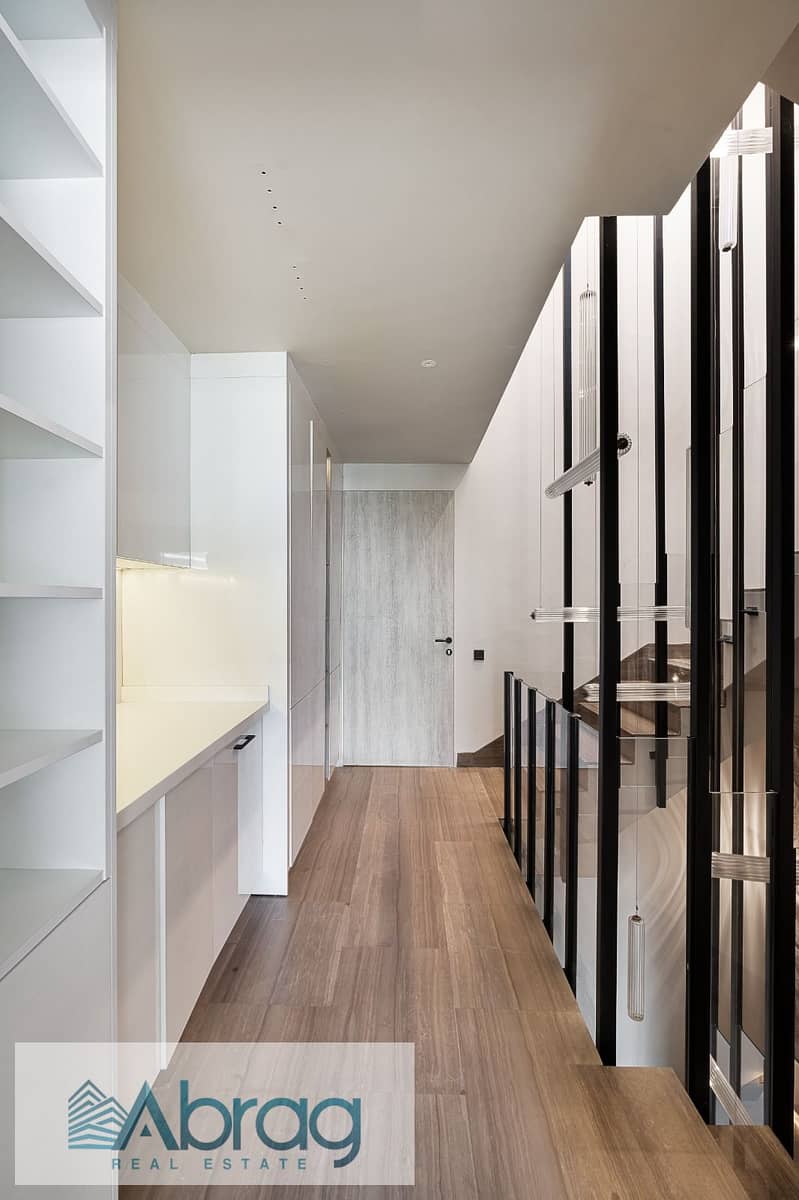 23 WhatsApp Image 2025-12-08 at 13.28. 09_005d4d0f. jpg