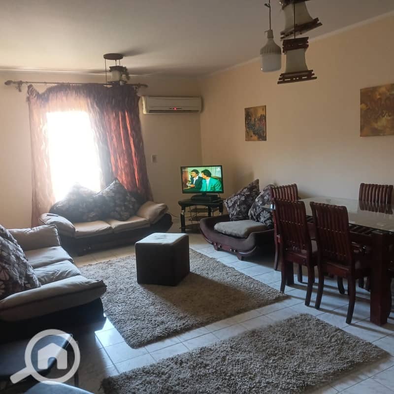 3 77b5c8e3-8c09-477e-89db-77d9c61597a5. jpg