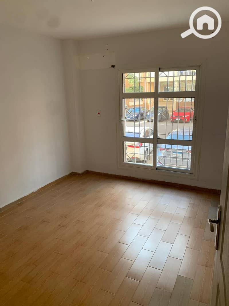 10 21115076-e122-4976-8a2c-67c23d5c6bf3. jpg