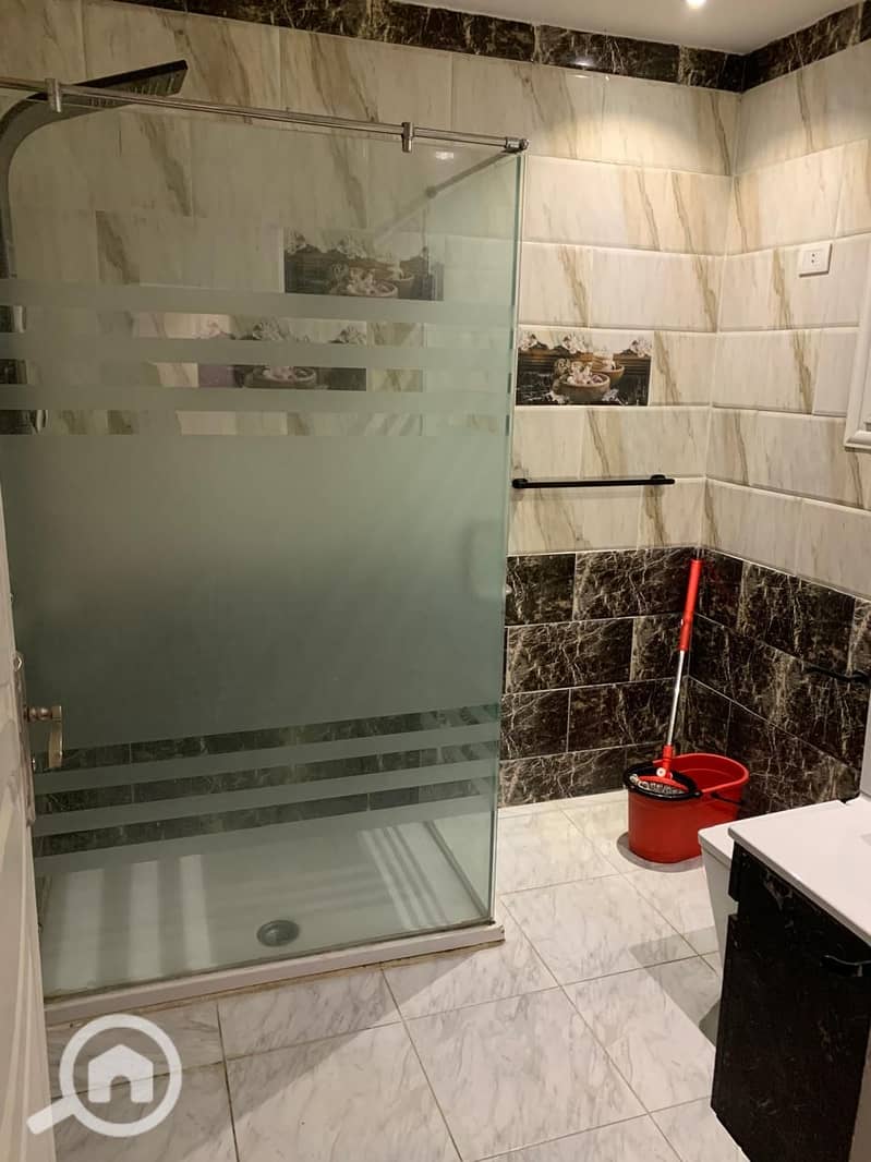 11 a188ea8a-befd-48d5-9d58-4fffe8536cc5. jpg