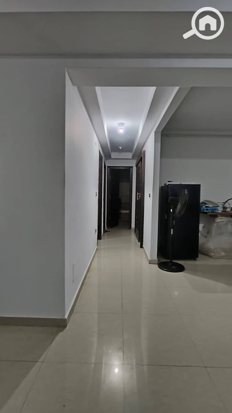 4 WhatsApp Image 2025-12-08 at 1.58. 23 PM (1). jpeg