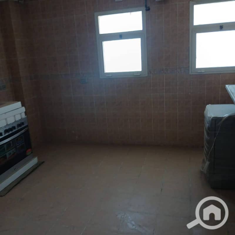 15 b14299c7-8575-41e7-92b5-93ff035fb87c. jpg