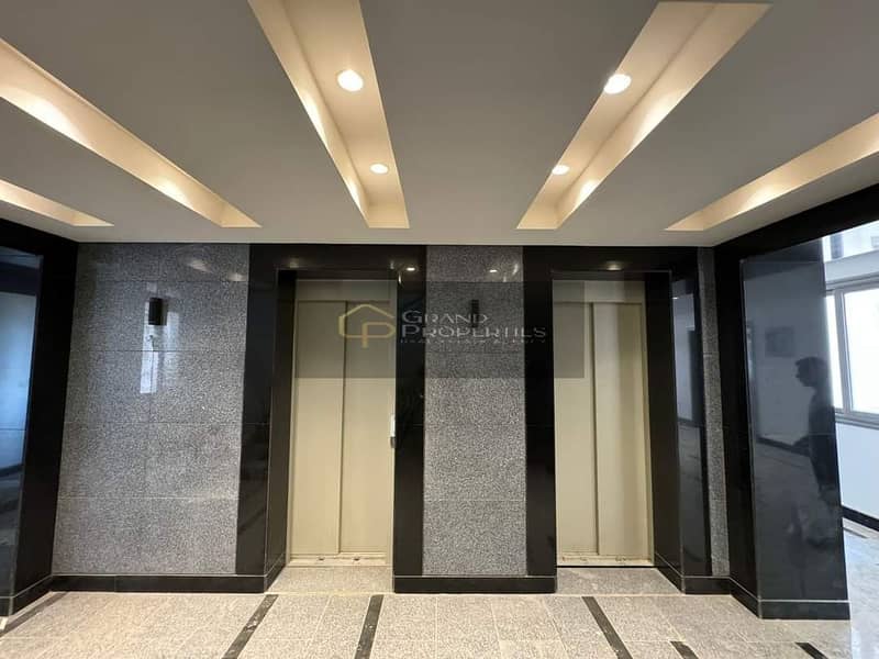 9 61adee3b-cc21-4f2c-8245-49ab6fbbe11b. jpeg