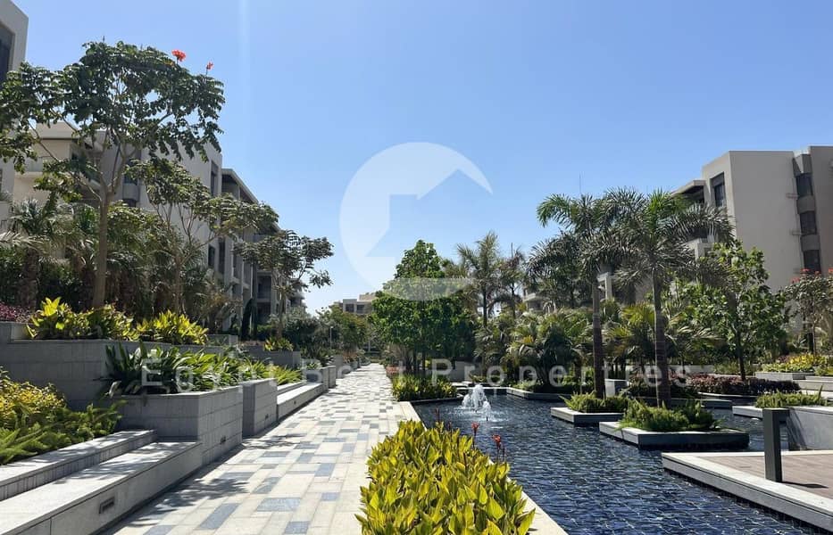 23 WhatsApp Image 2025-10-07 at 18.40. 25_dbc0dea4 (Custom). jpg