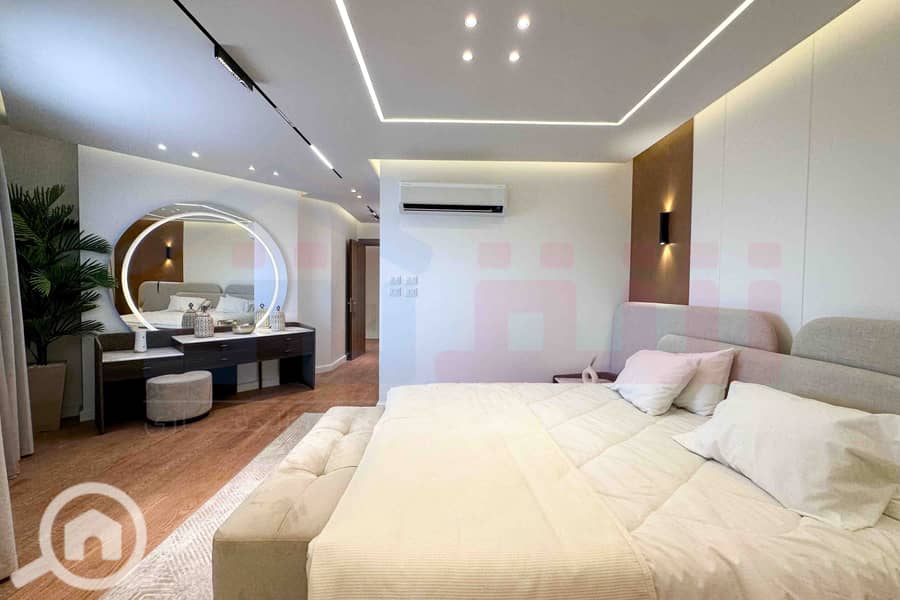 13 WhatsApp Image 2025-09-07 at 1.48. 40 PM (1). jpg